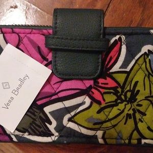 Vera Bradley Smartphone Wallet